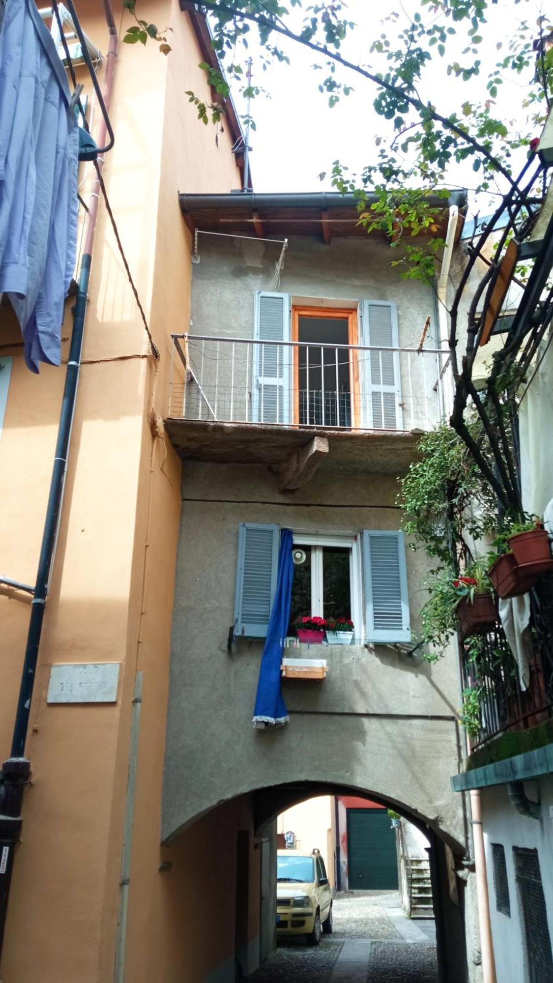 Casa Vacanze Scent Of Roses Verbania Exterior photo